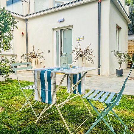 Flavia'S Lemons Bed and Breakfast Sorrento Buitenkant foto