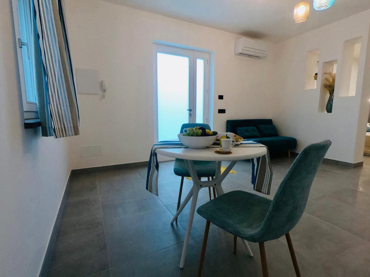 Flavia'S Lemons Bed and Breakfast Sorrento Buitenkant foto